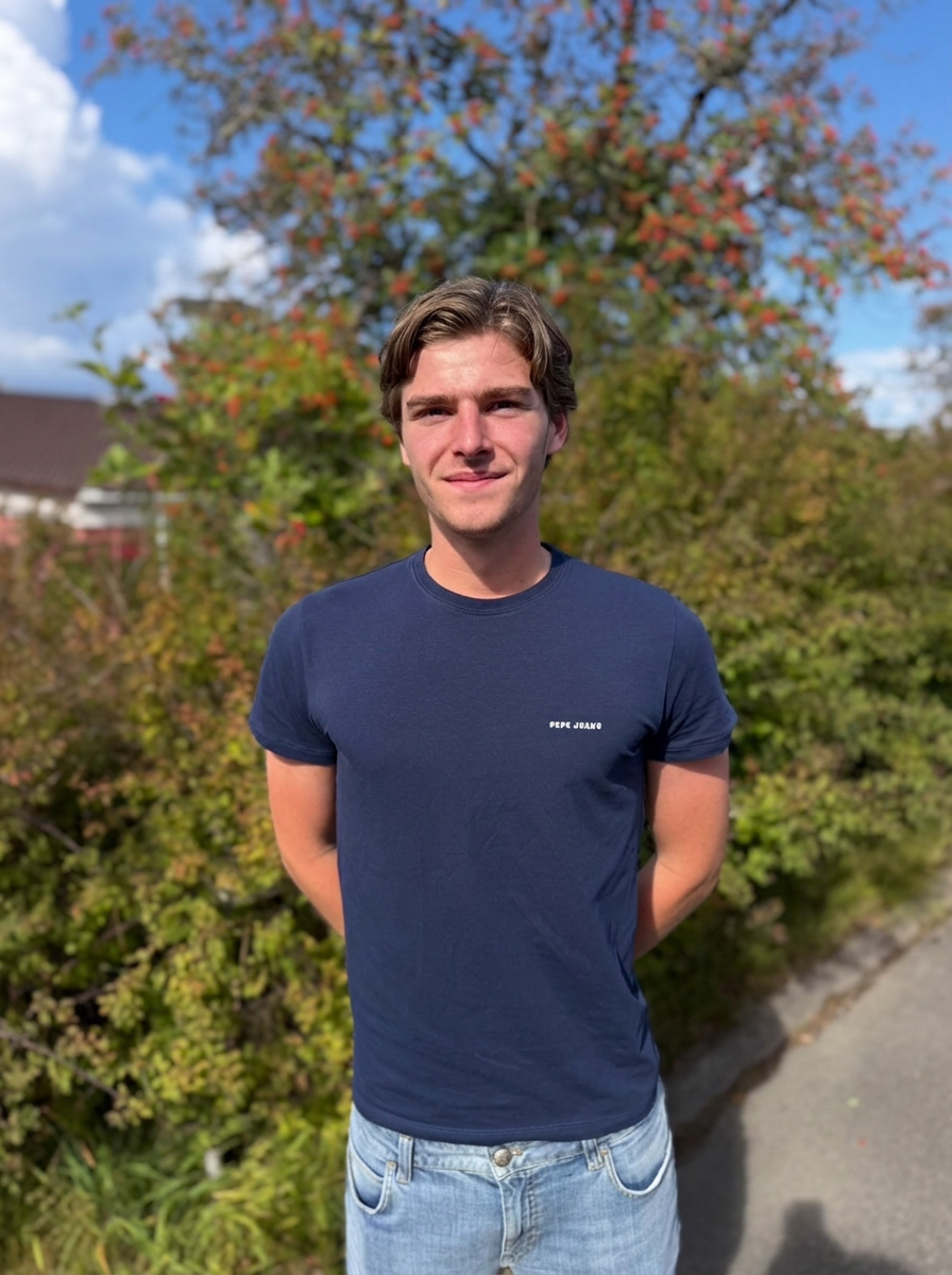 Porträtt av Aron Hesse, försäljningschef, säljare och grundare av Nexa UF